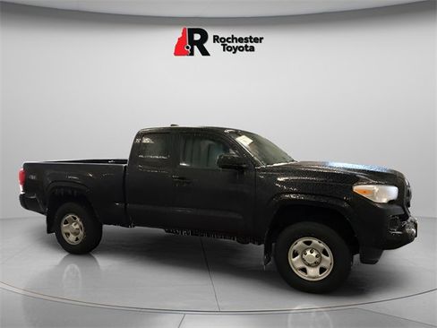 Certified 2020 Toyota Tacoma SR image 2