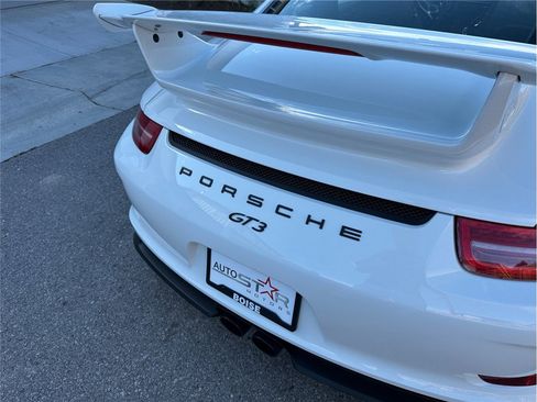 Used 2014 Porsche 911 GT3 w/ Carbon Interior Package RWD image 41