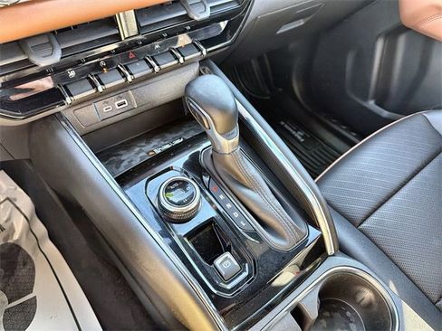 Certified 2023 GMC Canyon AT4 w/ AT4 Premium Package image 16