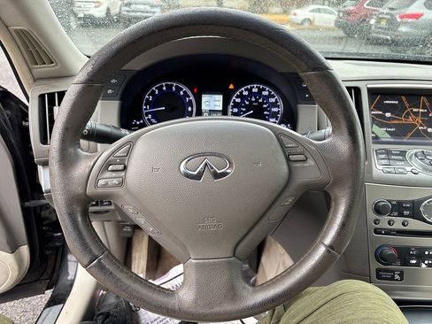 Used 2012 INFINITI G37 x w/ Premium Pkg image 22