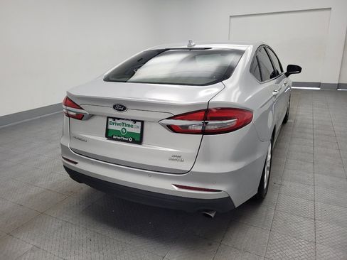 Used 2019 Ford Fusion SE FWD image 7