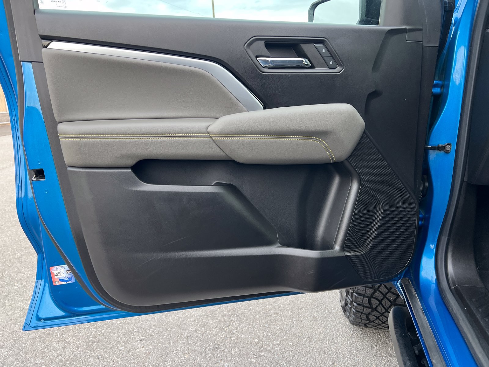 Used 2024 Chevrolet Colorado ZR2 AWD/4WD image 22