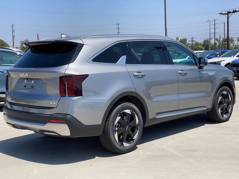 New 2026 Kia Sorento EX FWD image 3