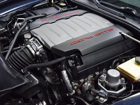 Used 2016 Chevrolet Corvette Stingray Coupe w/ Battery Protection Package image 28