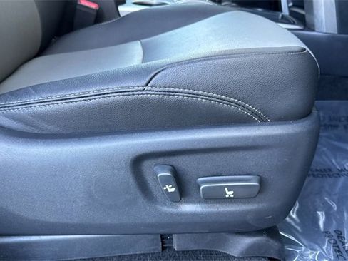 Used 2022 Toyota 4Runner SR5 Premium image 23