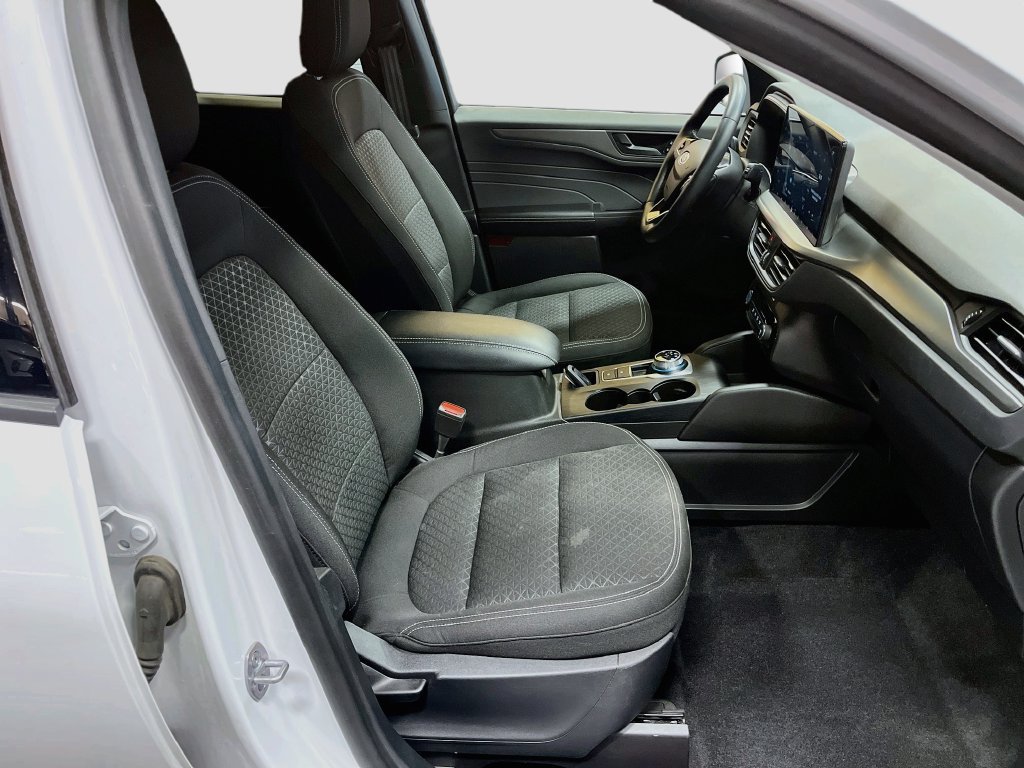 Used 2024 Ford Escape Active w/ Tech Pack #1 AWD/4WD image 28