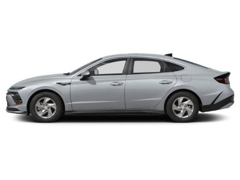 Used 2026 Hyundai Sonata SE FWD image 6