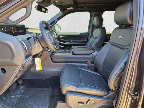 New 2025 Ford Expedition Max Platinum w/ Stealth Appearance Package image 4