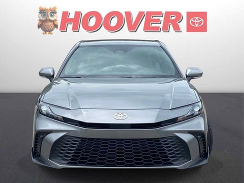 Used 2026 Toyota Camry SE w/ Convenience Package FWD image 6