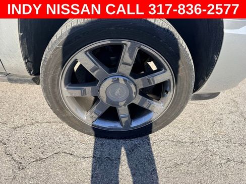 Used 2012 Cadillac Escalade ESV Luxury image 9