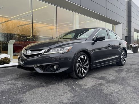 Used 2016 Acura ILX image 1