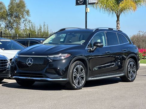 New 2026 Mercedes-Benz EQS 400 4MATIC SUV image 7