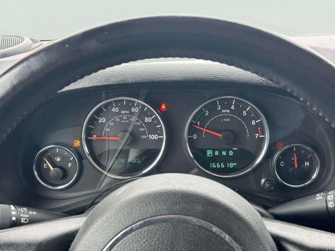 Used 2017 Jeep Wrangler Unlimited Sport w/ Quick Order Package 24S image 27