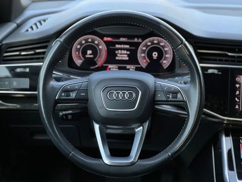 Used 2019 Audi Q8 Premium w/ Convenience Package AWD/4WD image 32