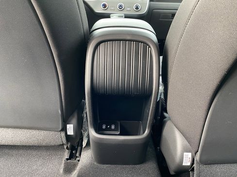 New 2026 Hyundai Kona SE image 29