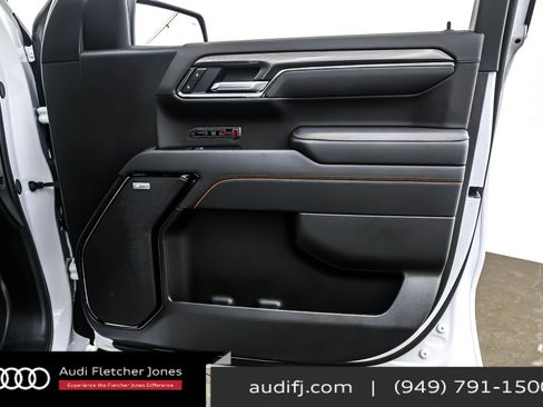 Used 2025 GMC Sierra 1500 AT4 image 23