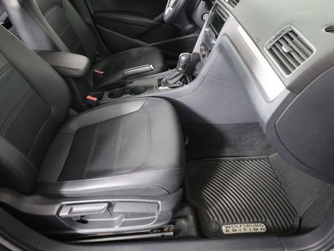 Used 2015 Volkswagen Passat 1.8T Wolfsburg Edition image 26