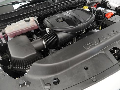 Used 2025 RAM 1500 Big Horn AWD/4WD image 48