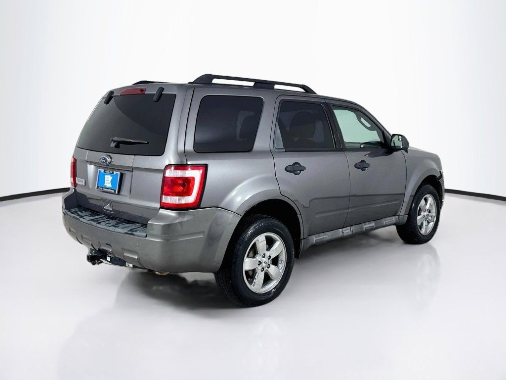 Used 2011 Ford Escape XLT w/ 201A Rapid Spec Order Code FWD image 8