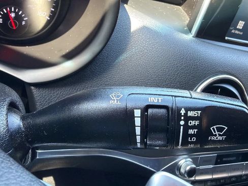 Used 2021 Kia Stinger GT-Line AWD/4WD image 13