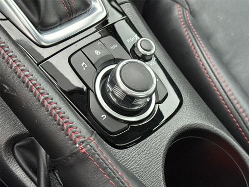 Used 2015 MAZDA MAZDA3 i Grand Touring FWD image 26