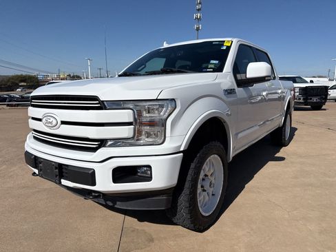 Used 2018 Ford F150 Lariat w/ Equipment Group 502A Luxury image 3