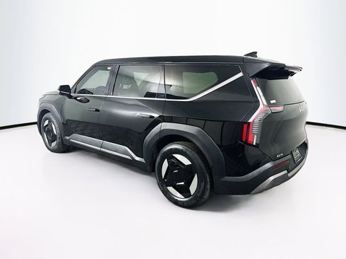 Used 2024 Kia EV9 Light Long Range image 5