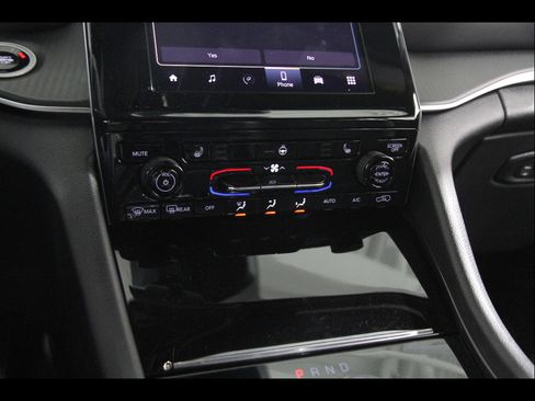 Used 2025 Jeep Grand Cherokee L Altitude image 14