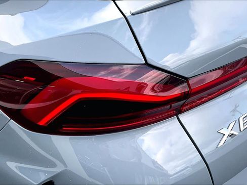 Certified 2026 BMW X6 xDrive40i image 28