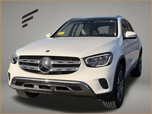 Used 2022 Mercedes-Benz GLC 300 4MATIC image 1
