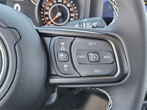 New 2025 Jeep Gladiator Sport image 27