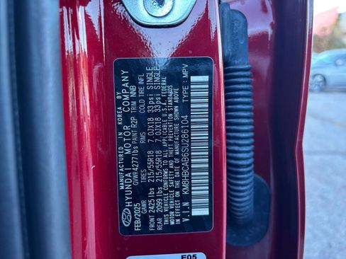 Used 2025 Hyundai Kona SEL image 39