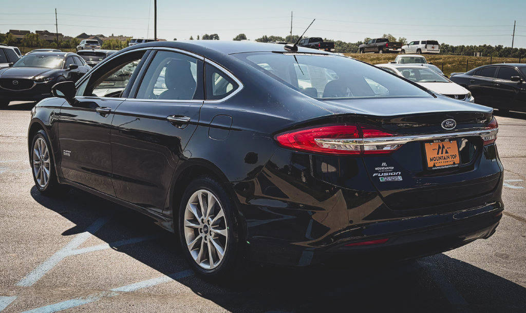 Used 2018 Ford Fusion Energi SE FWD image 26