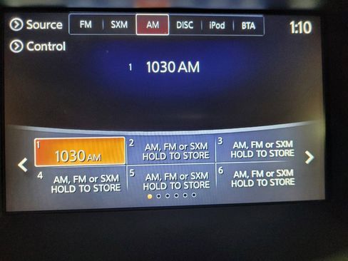 Used 2019 Nissan Pathfinder SV image 25