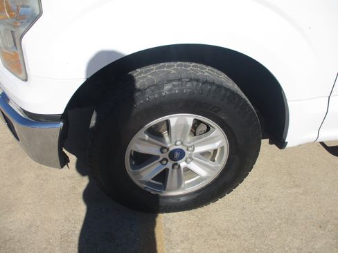 Used 2016 Ford F150 XL w/ Equipment Group 101A Mid image 3