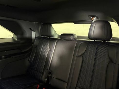 Used 2026 Cadillac Escalade IQ Sport 1 w/ LPO, Floor Liner Package AWD/4WD image 28