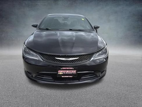 Used 2015 Chrysler 200 S w/ Navigation & Sound Group I FWD image 3