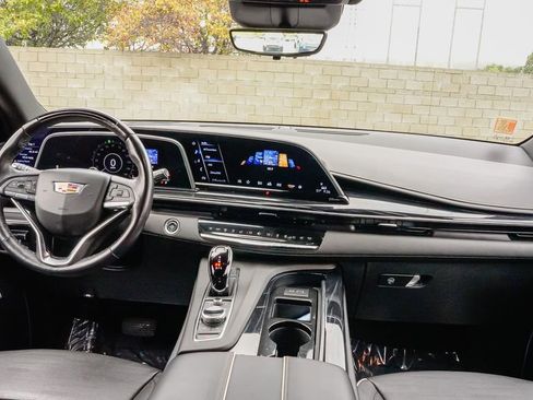 Certified 2024 Cadillac Escalade Sport image 12