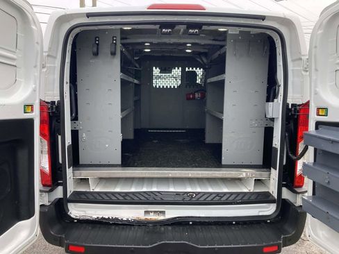 Used 2019 Ford Transit 150 130 Low Roof RWD image 15