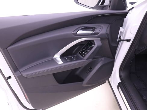 Certified 2025 Audi Q5 Premium w/ Convenience Package AWD/4WD image 12