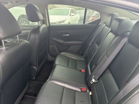 Used 2023 Nissan Sentra SR w/ SR Premium Package FWD image 25