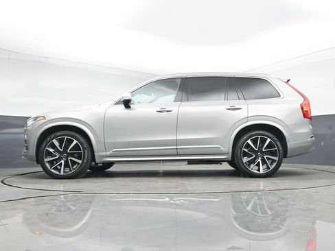 Used 2023 Volvo XC90 B6 Plus image 14