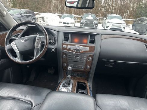 Used 2017 INFINITI QX80 4WD w/ Driver Assistance Package image 7