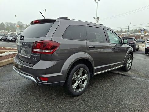 Certified 2017 Dodge Journey Crossroad image 9
