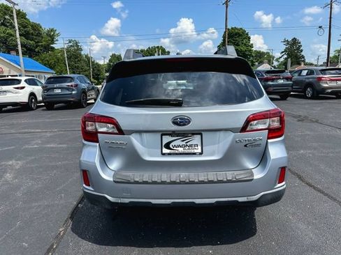 Used 2015 Subaru Outback 2.5i Limited AWD/4WD image 7