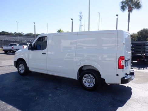 Used 2021 Nissan NV 2500 SV w/ Navigation Package image 3