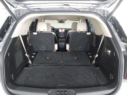 Used 2020 Ford Explorer Limited RWD image 27
