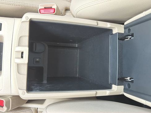 Used 2019 Nissan Rogue SV FWD image 45