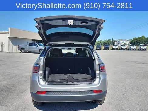Used 2022 Jeep Compass Limited AWD/4WD image 25