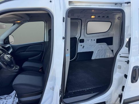 Used 2018 RAM ProMaster City Tradesman FWD image 7